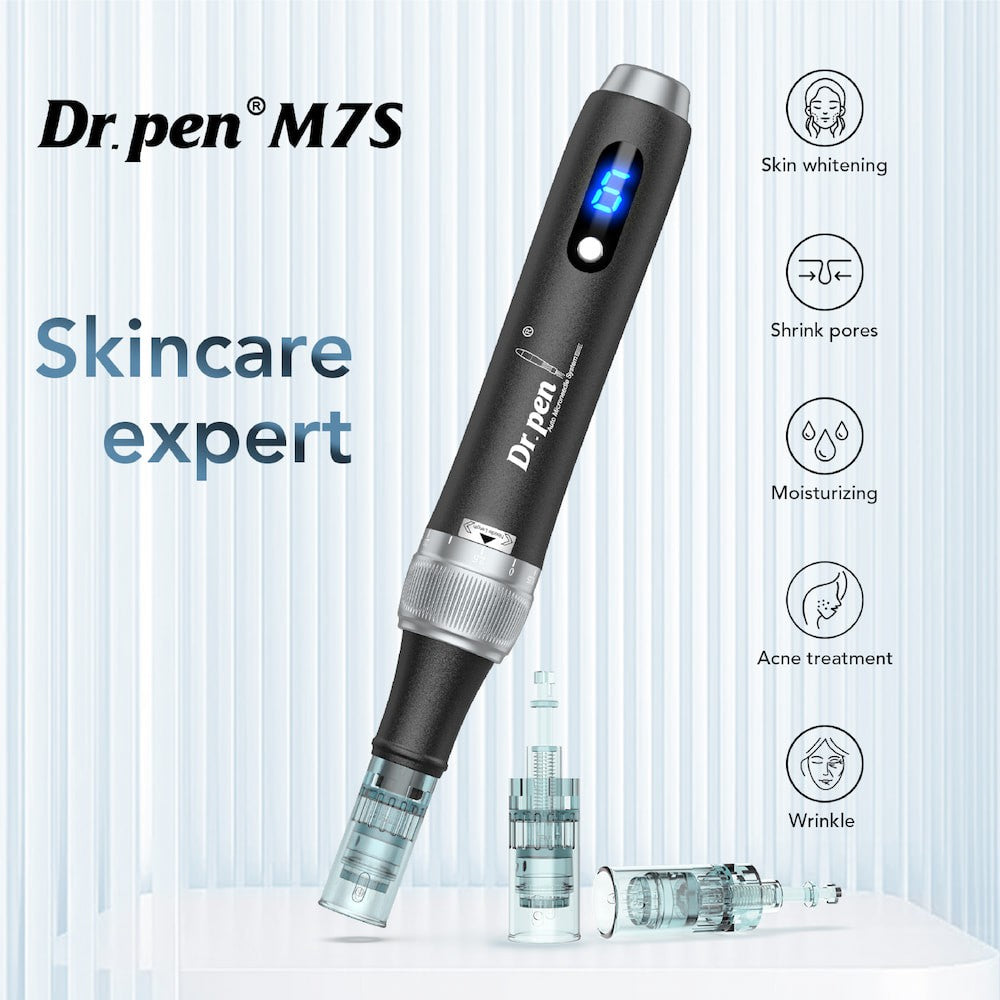 Dr. Pen M7S microneedling-Stift mit LED-Display und austauschbaren Nadelpatronen, entwickelt für professionelle Hautbehandlung wie reduzierte Poren, Feuchtigkeit und verbesserte Hautstruktur.