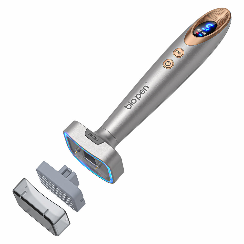 Bio Pen Bio 6 mit abnehmbarem microneedling-Kopf und EMS-Funktion, gezeigt mit austauschbarem Zubehör für fortschrittliche Hautbehandlung und verbesserte Absorption.