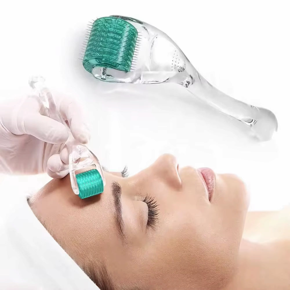 Dermaroller DRS 192 mit 192 Nadeln wird für microneedling Behandlung im Gesicht verwendet, um die Hautstruktur zu verbessern und Kollagen zu stimulieren.