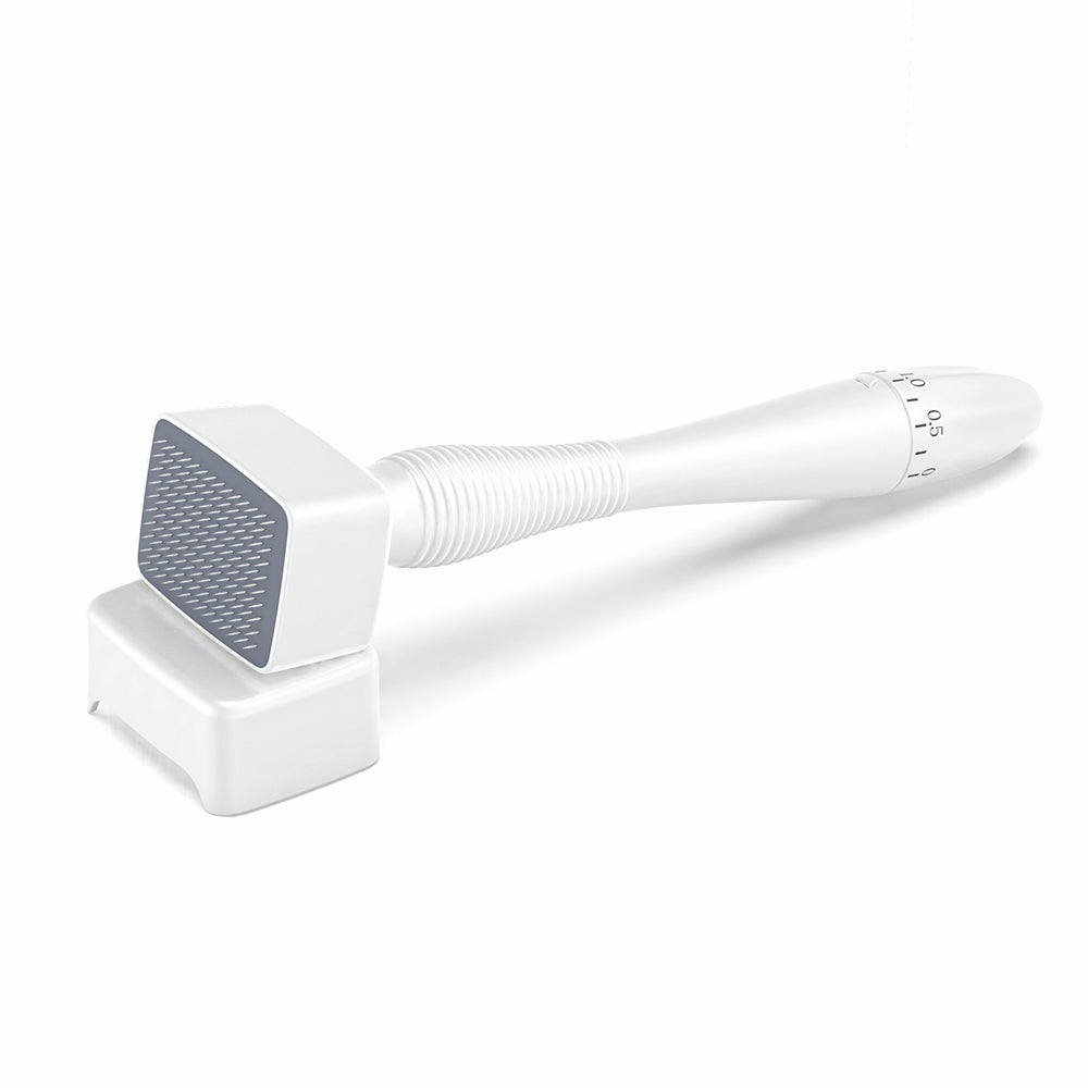 Dermastamp DRS 140A microneedling-Werkzeug mit einstellbarer Nadellänge und mitgeliefertem Ständer für präzise Hautbehandlung.